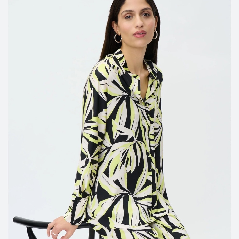 Joseph Ribkoff Black, Lime and Cream Leaf-Print Blouse, Size 4 (oversized), NWT - Picture 3 of 10